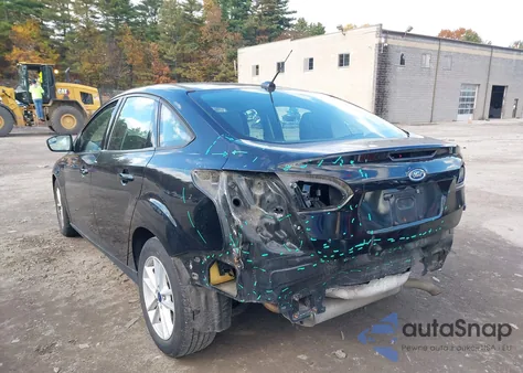 2016 Ford Focus Se z USA, uszkodzony, nr VIN 1FADP3F21GL401191